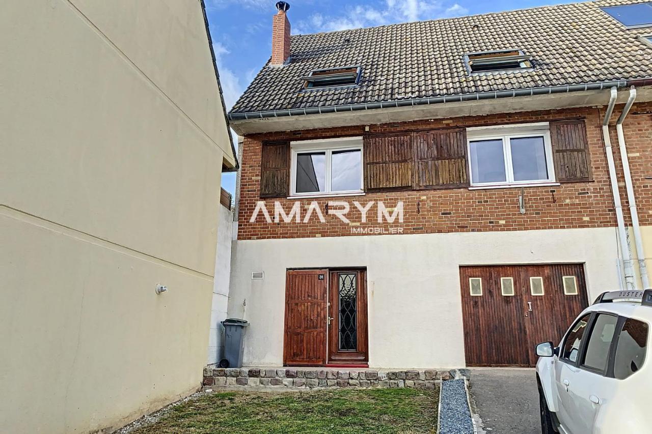 Md 52 - Charmante Maison Avec Terrasse *